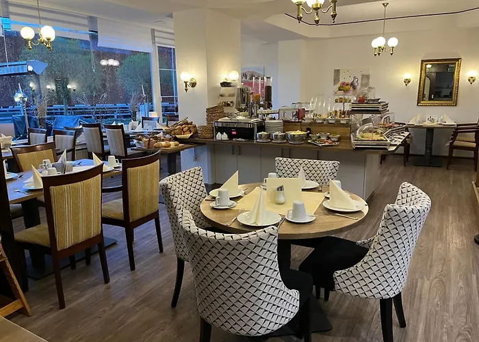 Hotell Rosengarten 3*